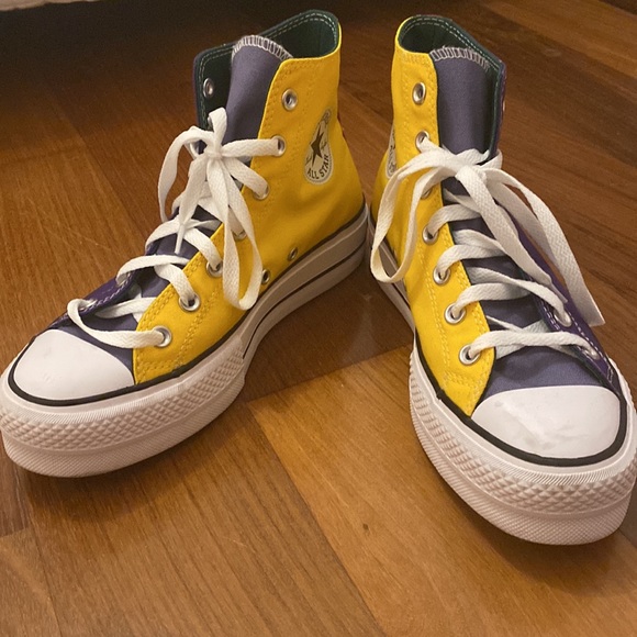 Multi-Color all star converse - Picture 7 of 7